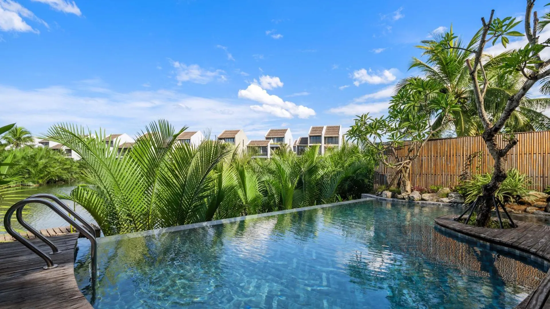 Casamia Pool Villas - Near Hoi An Old Town & An Bang Beach 0*,  Vietnam